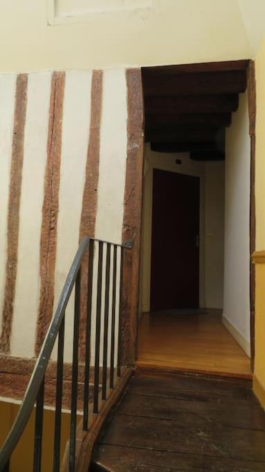 Loft De 53 M2 Centre Ville Blois,Tv Екстер'єр фото
